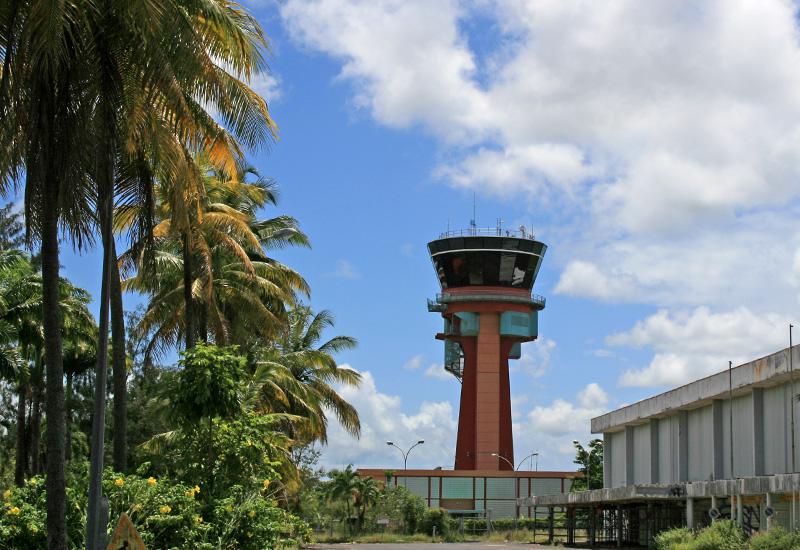 Les Abymes, control tower, 45 m high