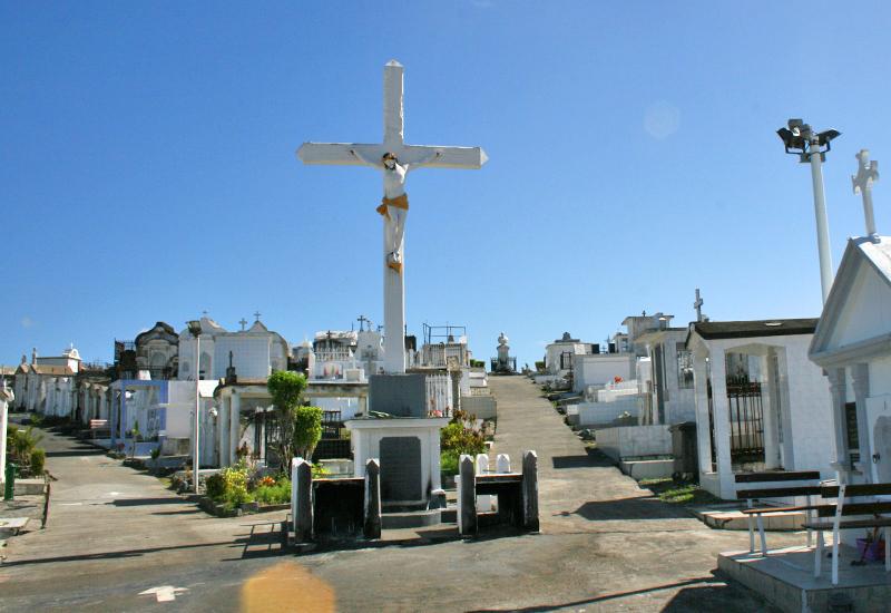 Cemetery - Pointe-à-Pitre: Calvary