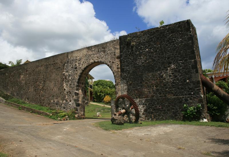 The old aqueduct  