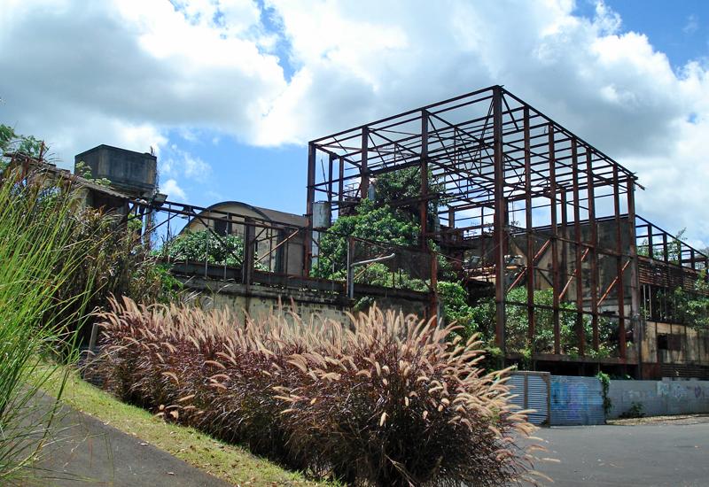 Baie-Mahault (Guadeloupe), former power station. Structure of the old factory