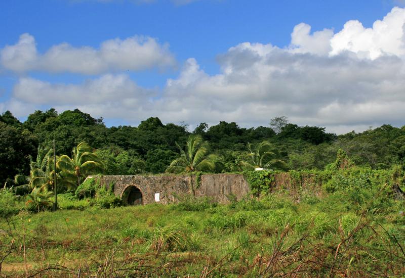 Goyave (Guadeloupe). The old aqueduct La Rose Plantation