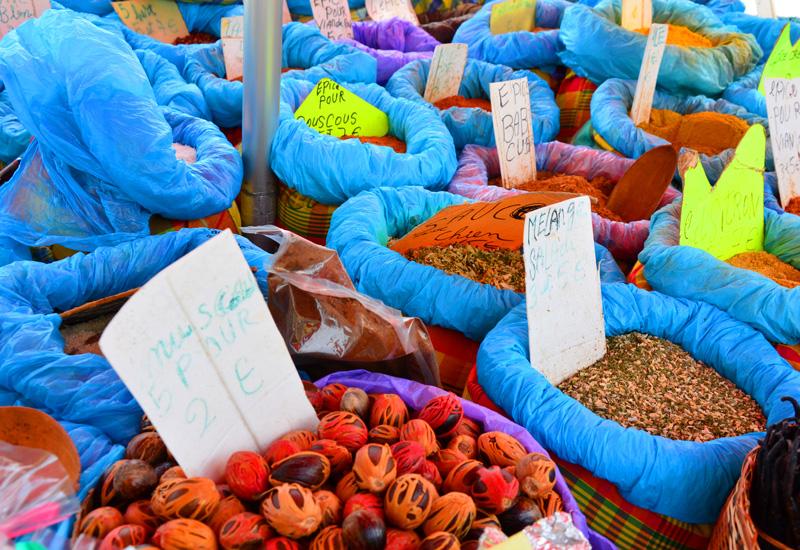 Local market - Sainte-Anne: spices with multiple flavors