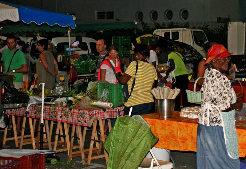  Night Market - Sainte-Anne. Shopping and walking place
