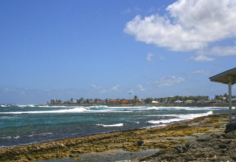 Maritime Boulevard - Le Moule city, Guadeloupe: the incessant ballet of the waves city, Guadeloupe.