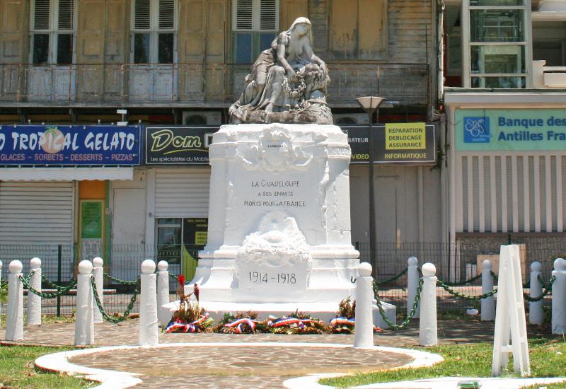  Pointe-à-Pitre, war memorial, simple message, proven patriotism