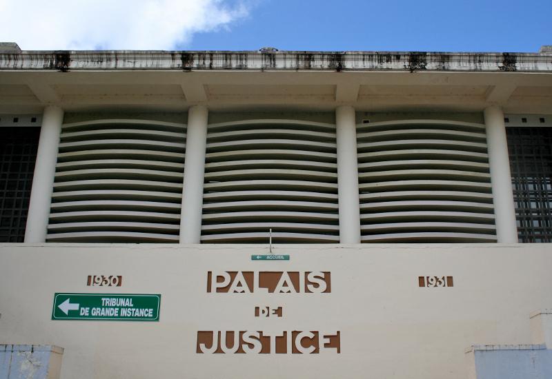 Former courthouse in Pointe-à-Pitre. Concrete louvers have been added