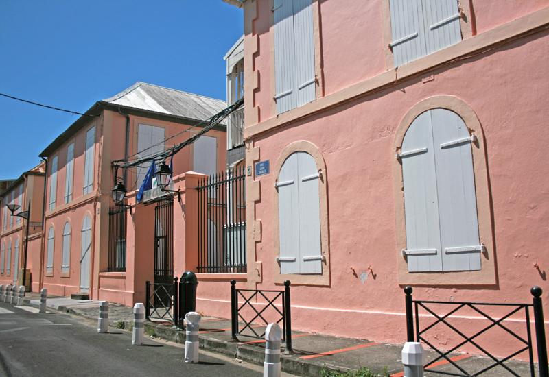  Lycée Carnot - Pointe-à-Pitre. Jean Jaurès street frontage