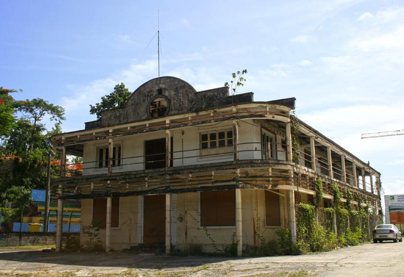 The former Darboussier factory, a major symbol of a rich sugar past