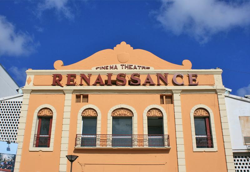 The former movie theater “La Renaissance“