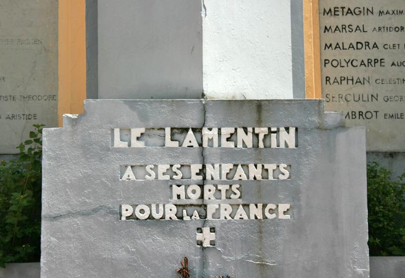  This inscription recalls that the Lamentin residents fell as French citizens