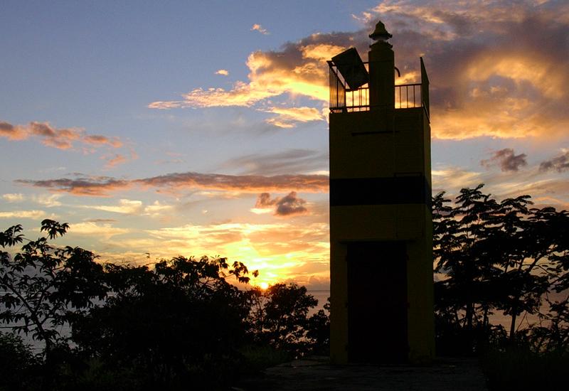 The lighthouse of “Pointe de l'Anse“, privileged for sunsets