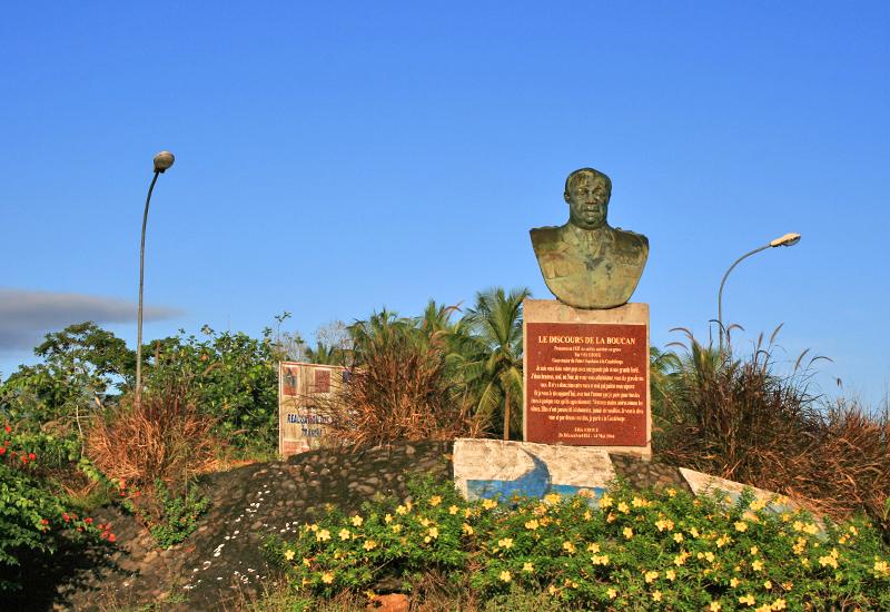 Bust of Félix Eboué - Sainte-Rose. Tribute to the governor