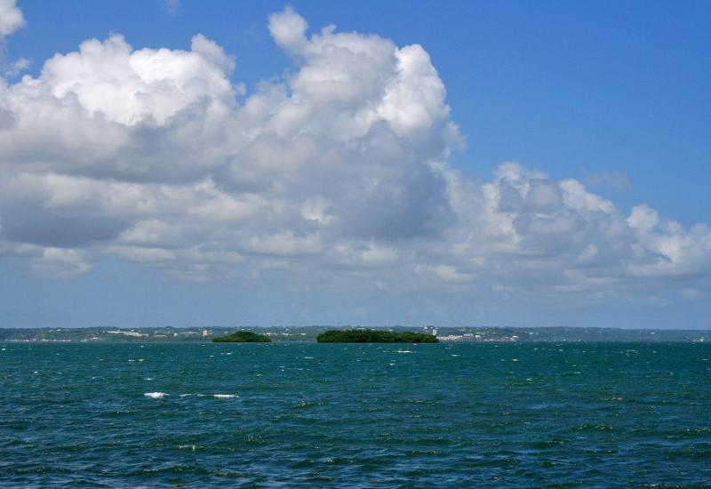 Petit Cul-de-Sac Marin. View of the îlet à Nègre (negro islet) and the îlet à cabri (goat islet)